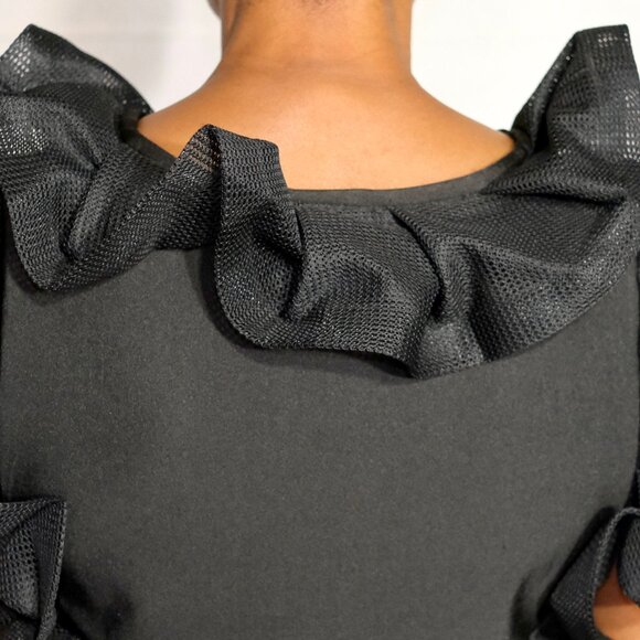 Gracia - Black Knit Blouse with Oversized Ruffle - Size Large - Picture 5 of 10